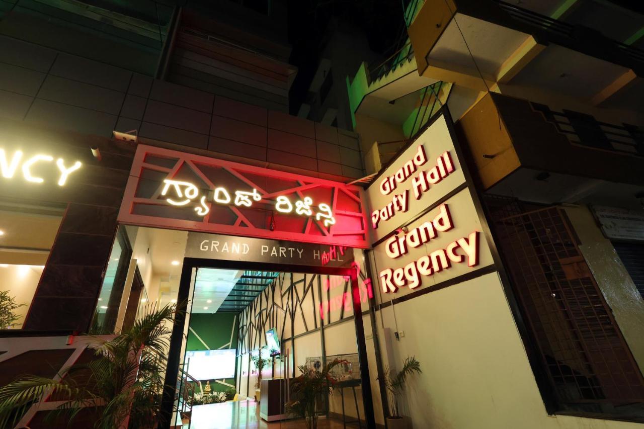 Grand Regency Rajajinagar, Iskcon Temple - Wtc Hotell Bangalore Exteriör bild