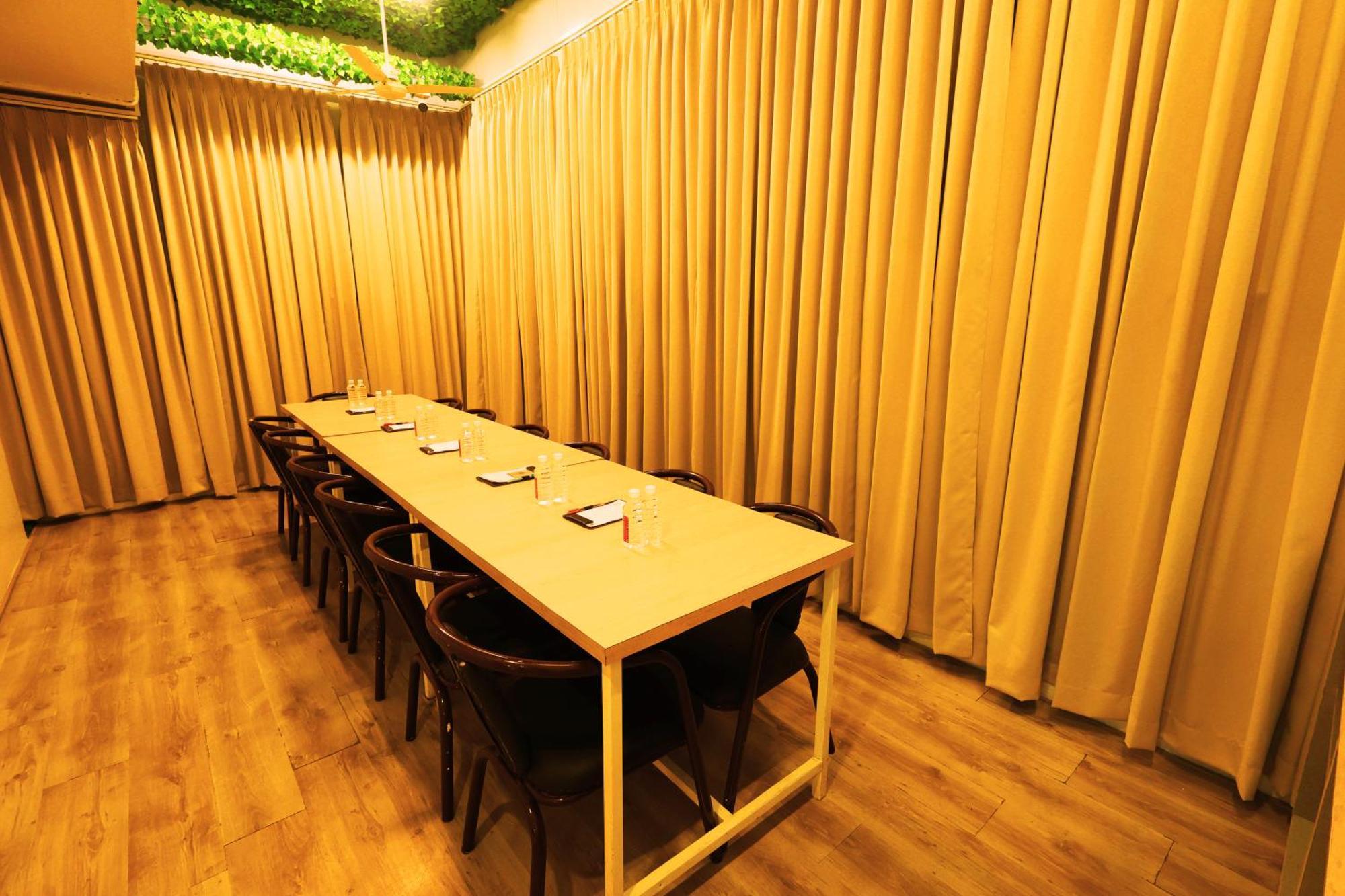 Grand Regency Rajajinagar, Iskcon Temple - Wtc Hotell Bangalore Exteriör bild